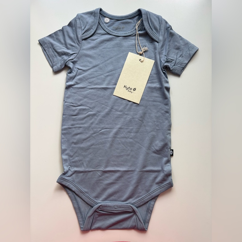 Kyte Baby Bodysuit